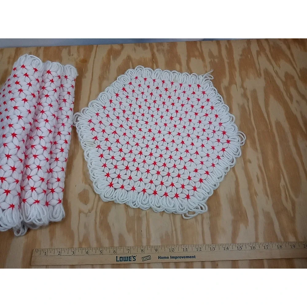 Lot Of 4 VTG Handmade Star Placemats Crochet Yarn White With Red Stars Table Mat
